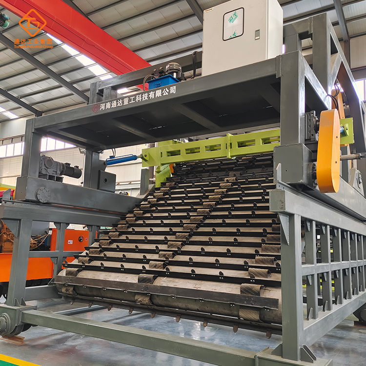 堆肥發(fā)酵槽式液壓翻堆機(jī)結(jié)構(gòu)特點(diǎn)和優(yōu)勢(shì) 堆肥發(fā)酵槽式液壓翻堆機(jī)結(jié)構(gòu)特點(diǎn)和優(yōu)勢(shì)